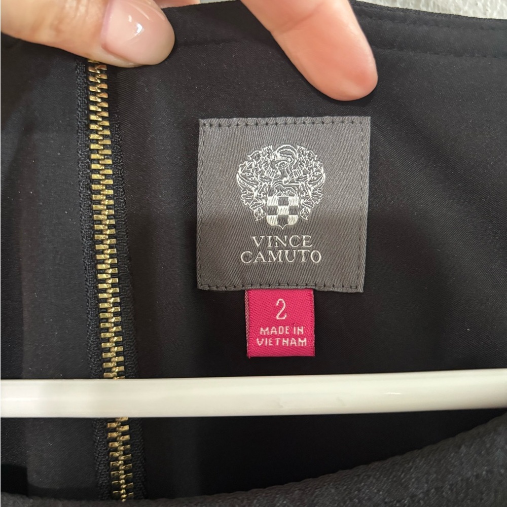 Vince Camuto Elegant Black dress